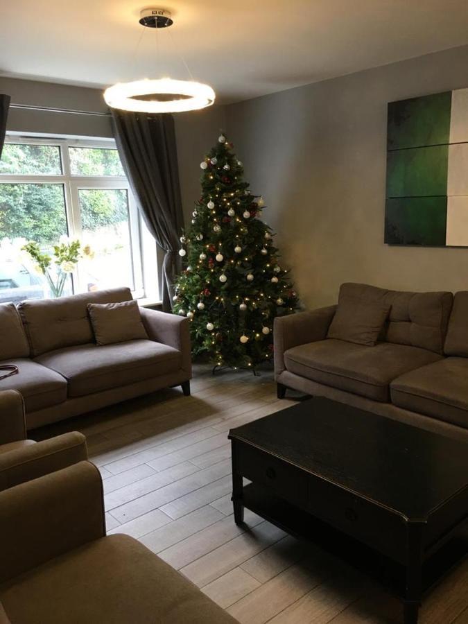 The Town House Kinsale, Hosted By Exquisite Holiday Homes, Sleeps 16 Buitenkant foto