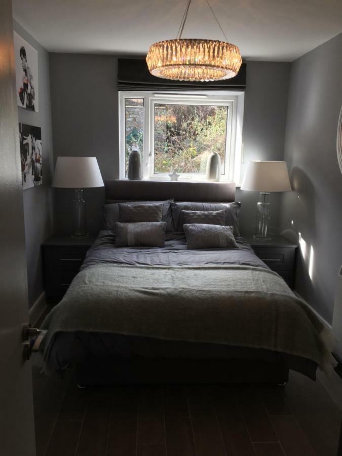 The Town House Kinsale, Hosted By Exquisite Holiday Homes, Sleeps 16 Buitenkant foto