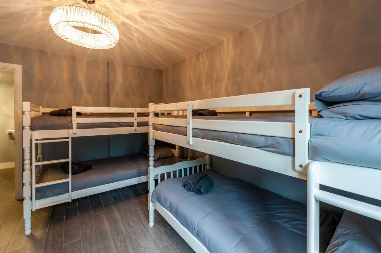 The Town House Kinsale, Hosted By Exquisite Holiday Homes, Sleeps 16 Buitenkant foto