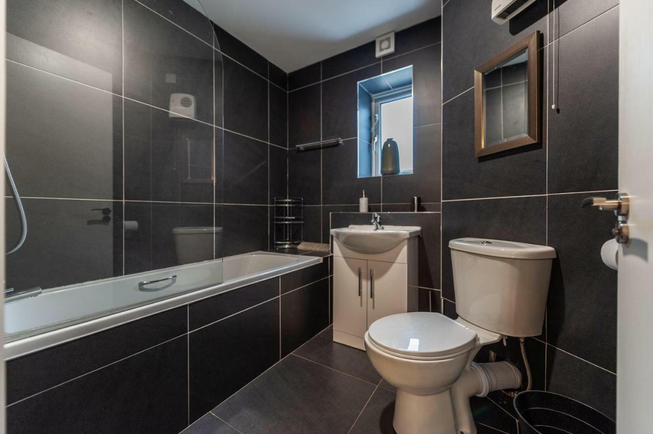 The Town House Kinsale, Hosted By Exquisite Holiday Homes, Sleeps 16 Buitenkant foto