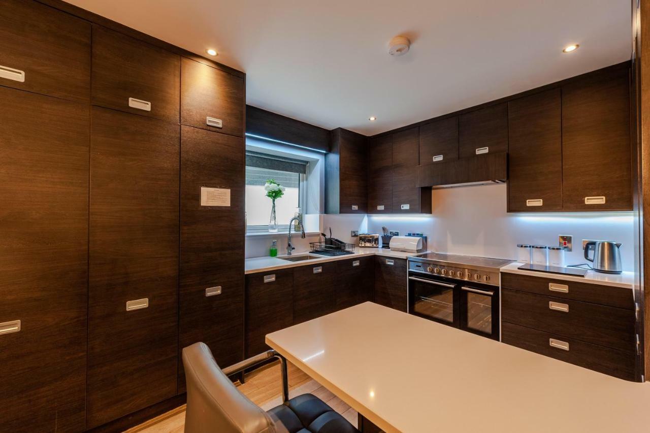 The Town House Kinsale, Hosted By Exquisite Holiday Homes, Sleeps 16 Buitenkant foto