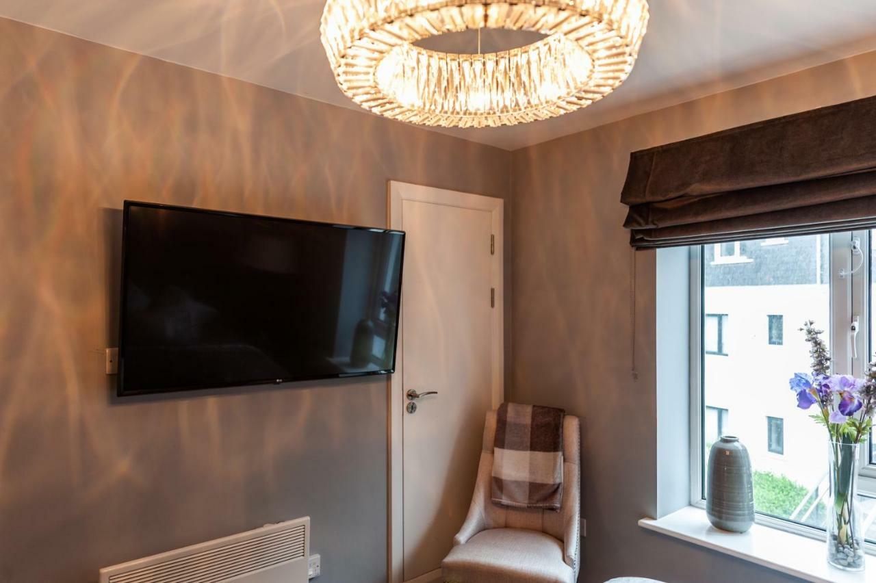 The Town House Kinsale, Hosted By Exquisite Holiday Homes, Sleeps 16 Buitenkant foto